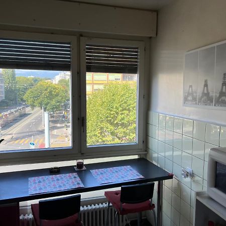 2 Bedroom Flat Near Nations And In The Center เจนีวา ภายนอก รูปภาพ